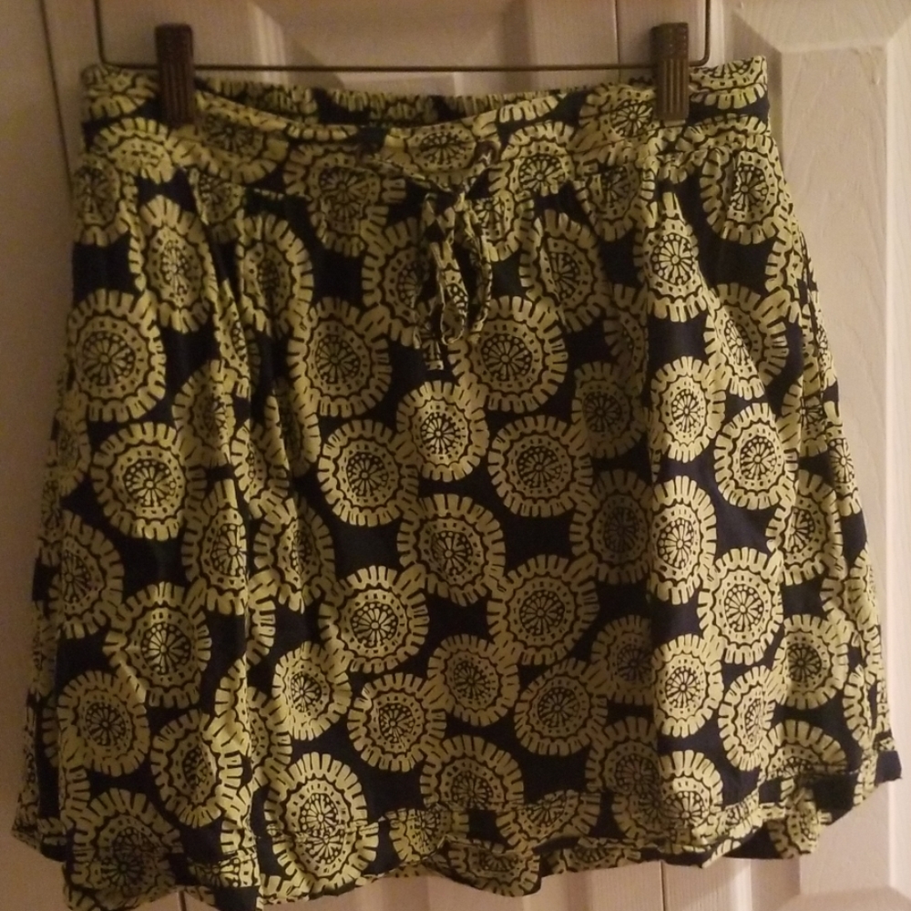 Merona skirt sz small